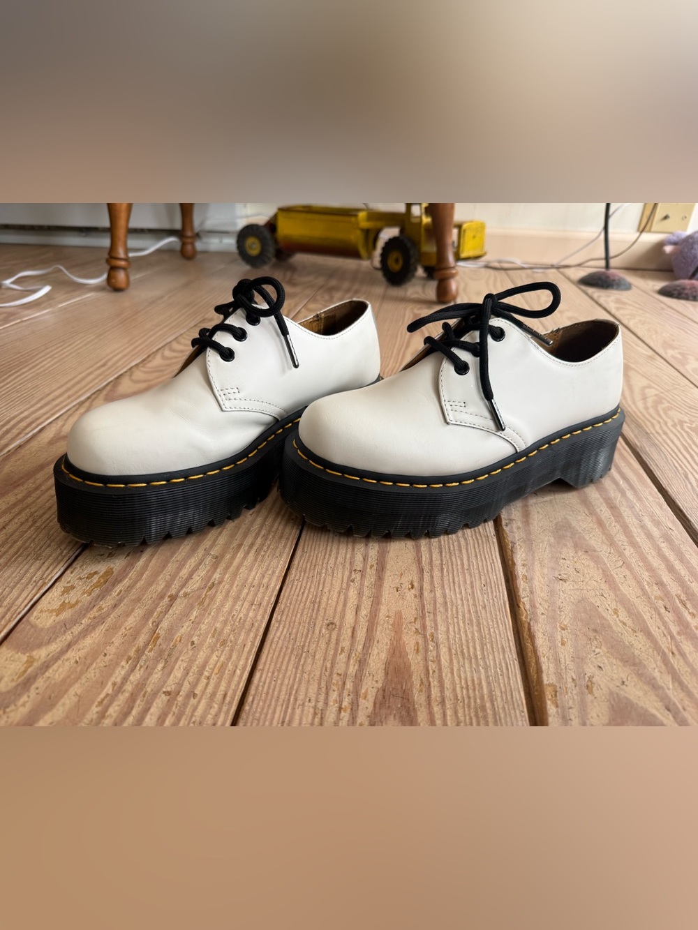 Dr. Martens 1461 Quad Smooth Leather Platform Shoes size 8